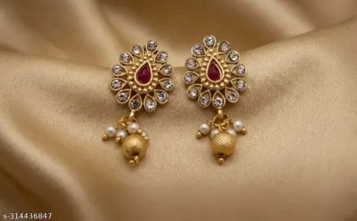 Premium Quality Trending Design Jewellery Set For Women